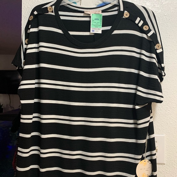 Striped Cuteness - Picture 1 of 6